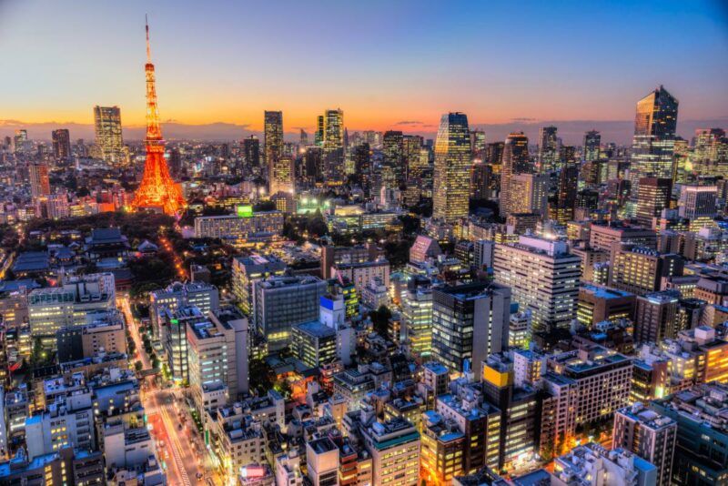 vista panoramica di Tokyo al tramonto