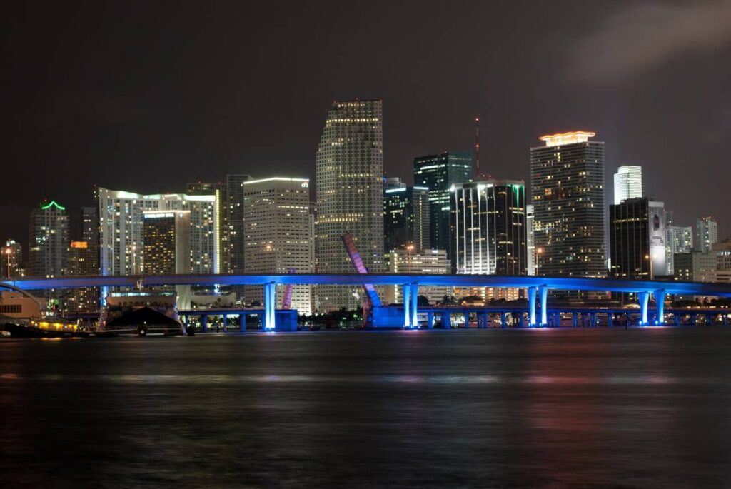 Downtown di Miami di notte