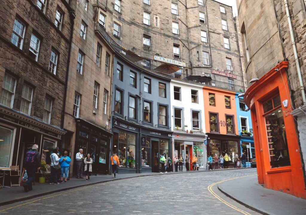 Scorcio della Old Town di Edimburgo, in Scozia ad aprile