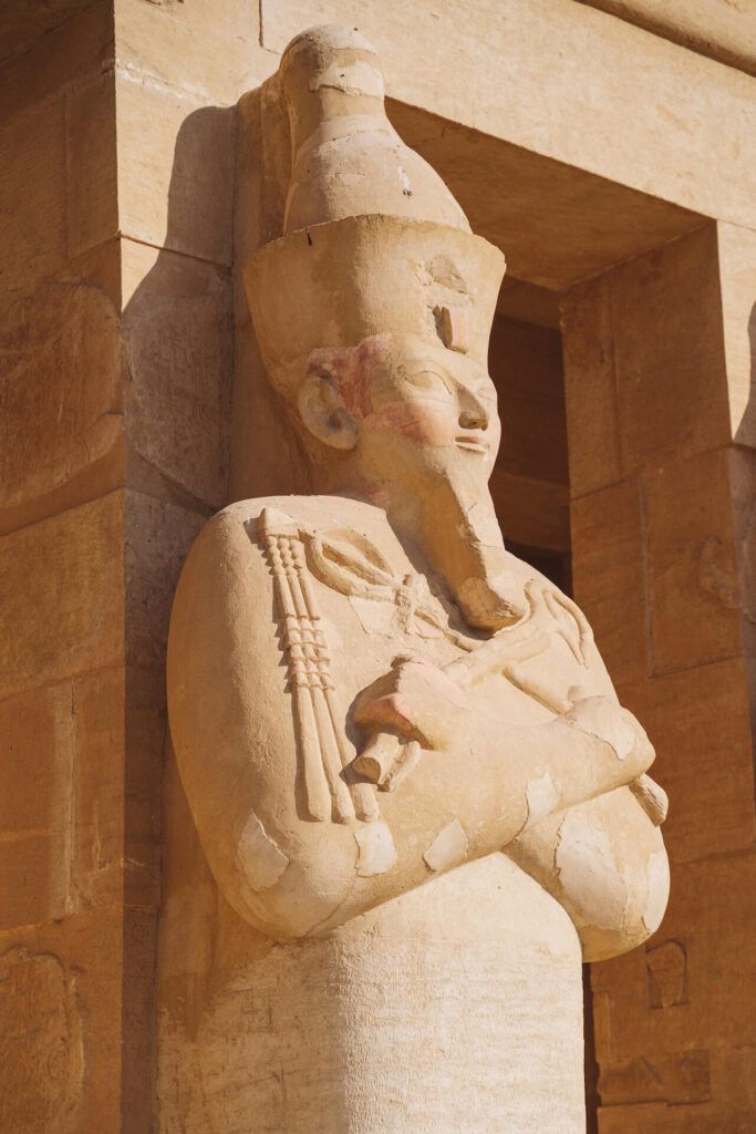 dettagli antichi del Cairo