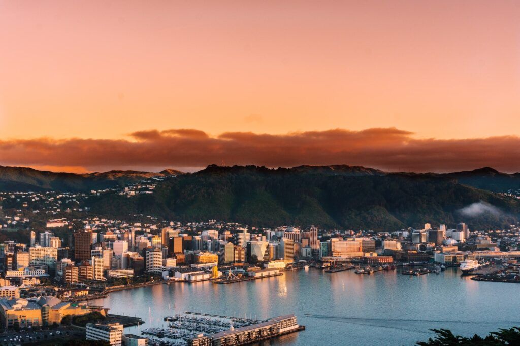 Vista su Wellington al tramonto, in Nuova Zelanda