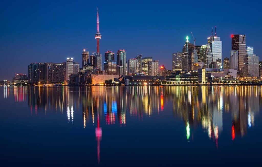 la bellezza di Toronto la sera