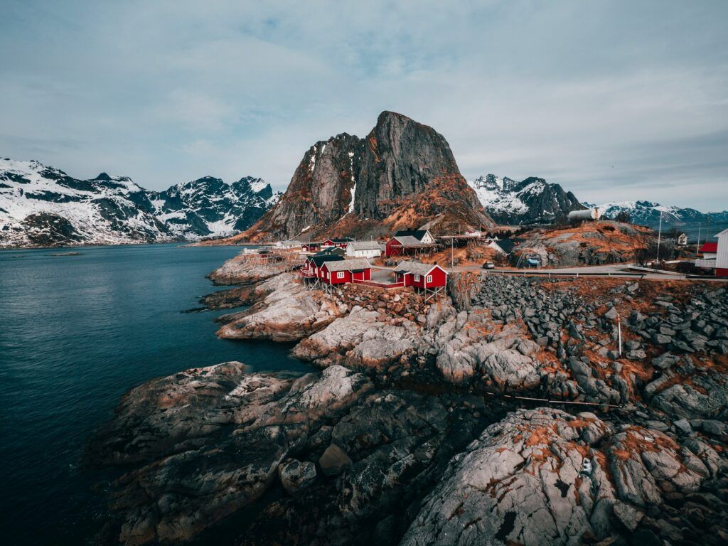 Casette rosse tipiche delle Lofoten