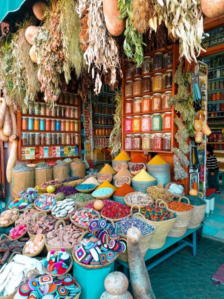 I colori dei souk marocchini con le loro spezie