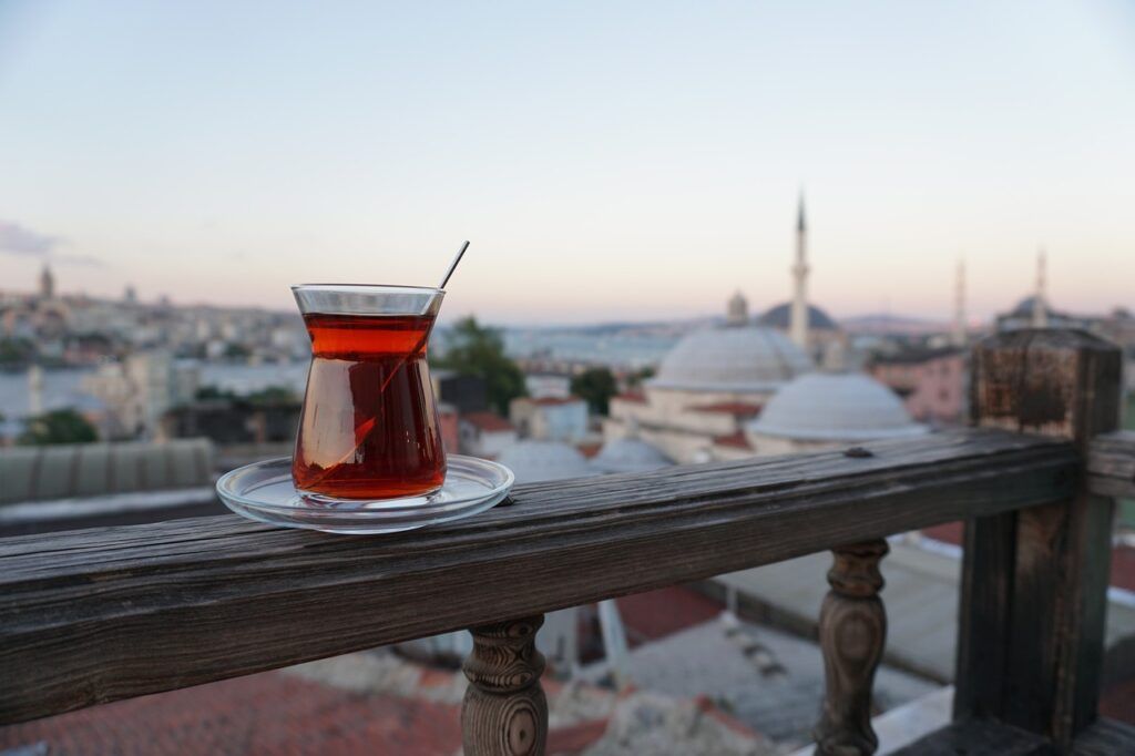 typische türkische Teetasse