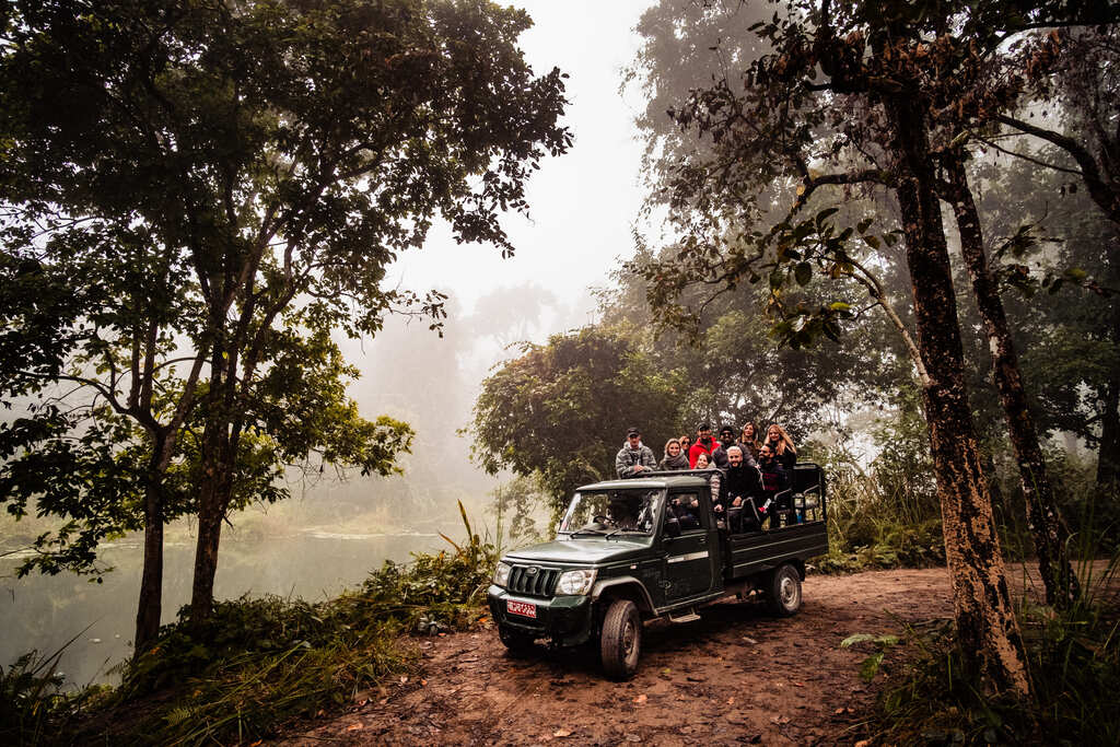 Safari in jeep nel Parco Nazionale di Chitwan