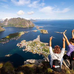 Veduta estiva delle Isole Lofoten in Norvegia,