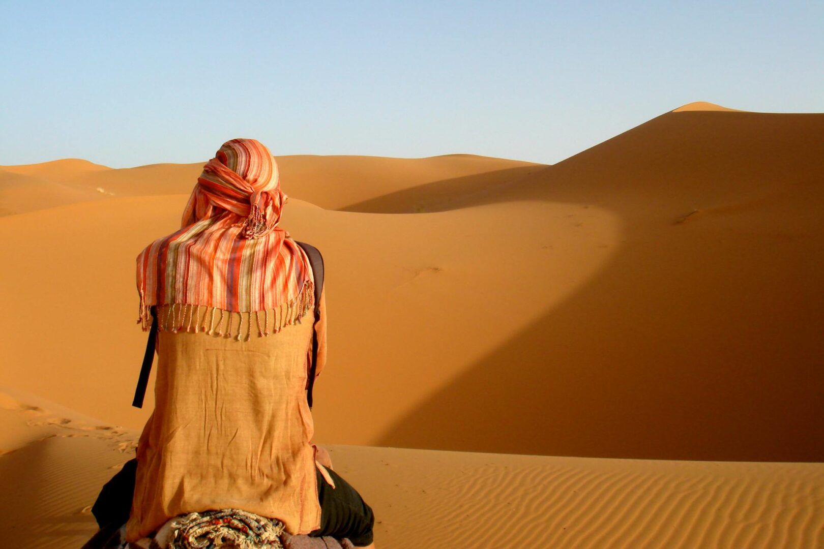 Marrakech: Guida Completa su Come Vestirsi con Stile e Rispetto