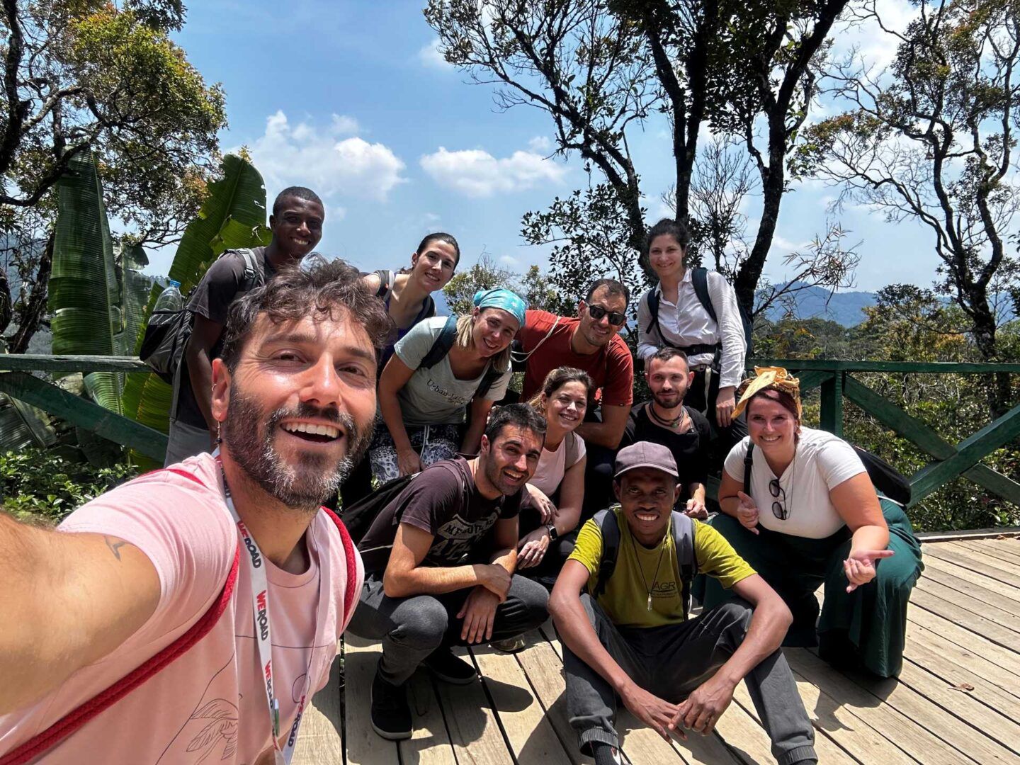 Viaggi di gruppo a confronto: WeRoad vs SiVola vs Avventure nel Mondo