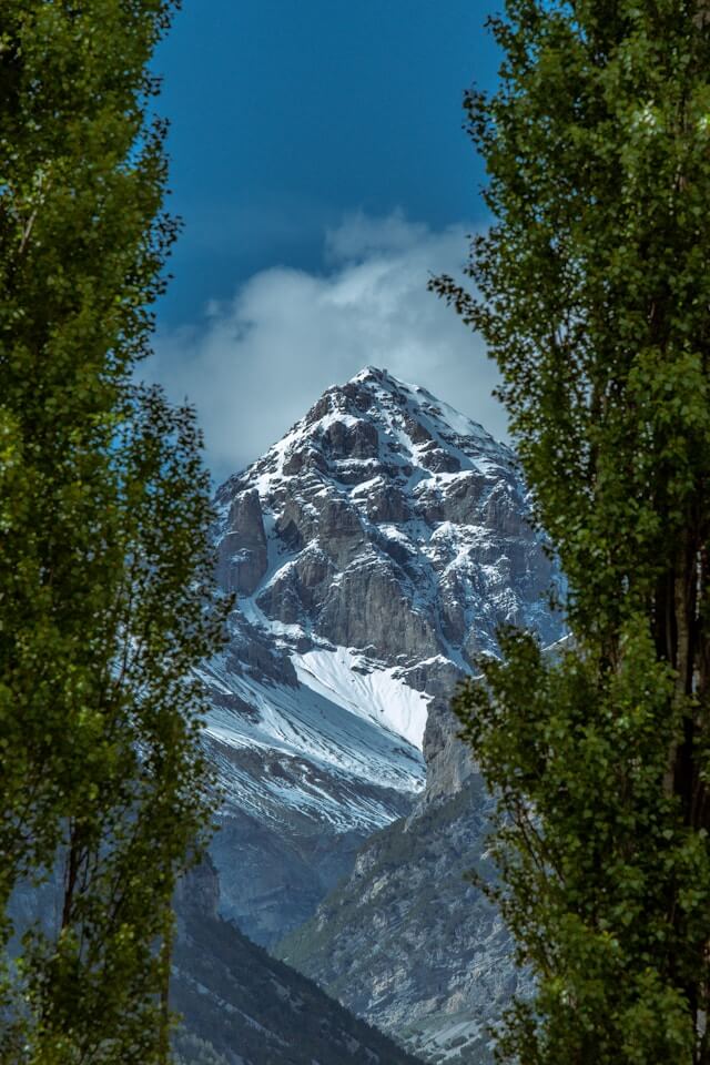 Montagna innevata nei dintorni di Bormio